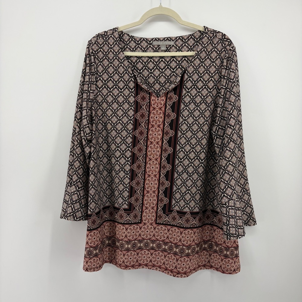 Valerie Stevens Womens XL Black Burgundy Medallion Print Grommet Tunic Top